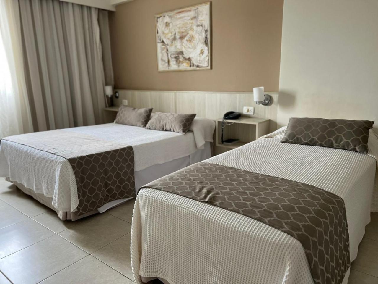 Hotel Binder Quality Inn โมจิดัสครูเซส ภายนอก รูปภาพ