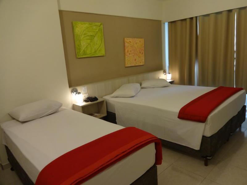 Hotel Binder Quality Inn โมจิดัสครูเซส ภายนอก รูปภาพ