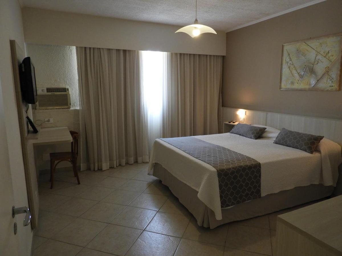 Hotel Binder Quality Inn โมจิดัสครูเซส ภายนอก รูปภาพ