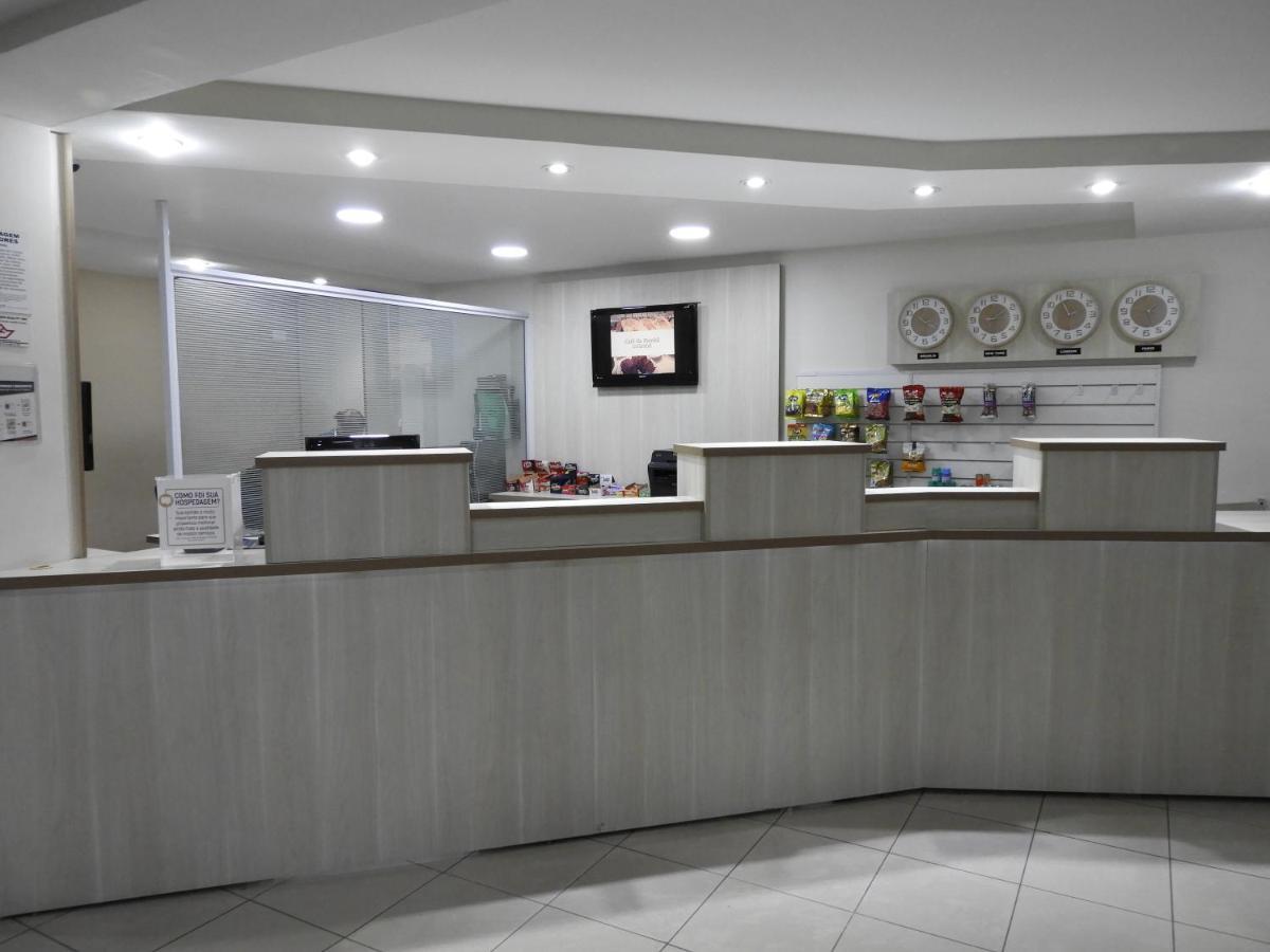 Hotel Binder Quality Inn โมจิดัสครูเซส ภายนอก รูปภาพ